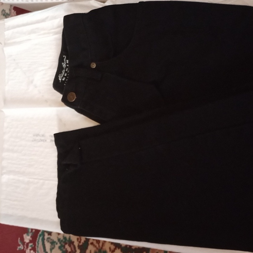 Eddie Bauer size 4 women's jeans black (Jea015)